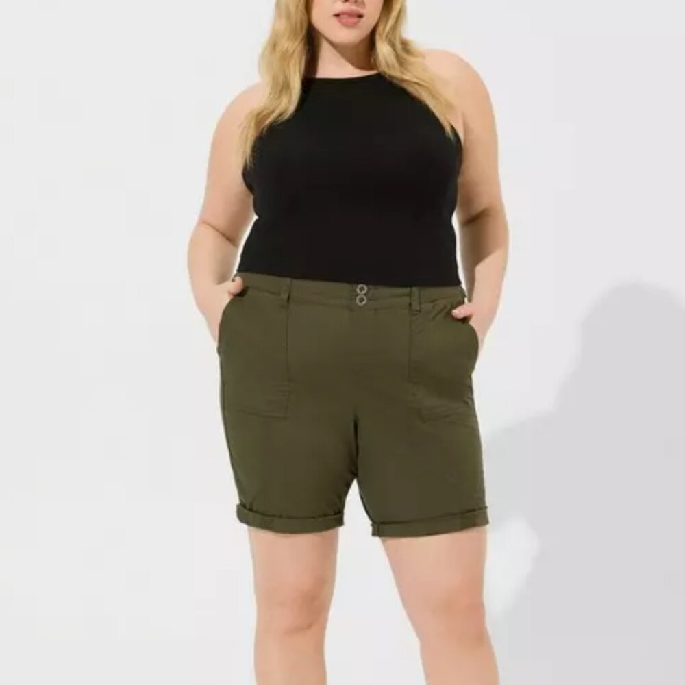 Torrid Bermuda Stretch Poplin Utility Cargo Short 8 inch inseam